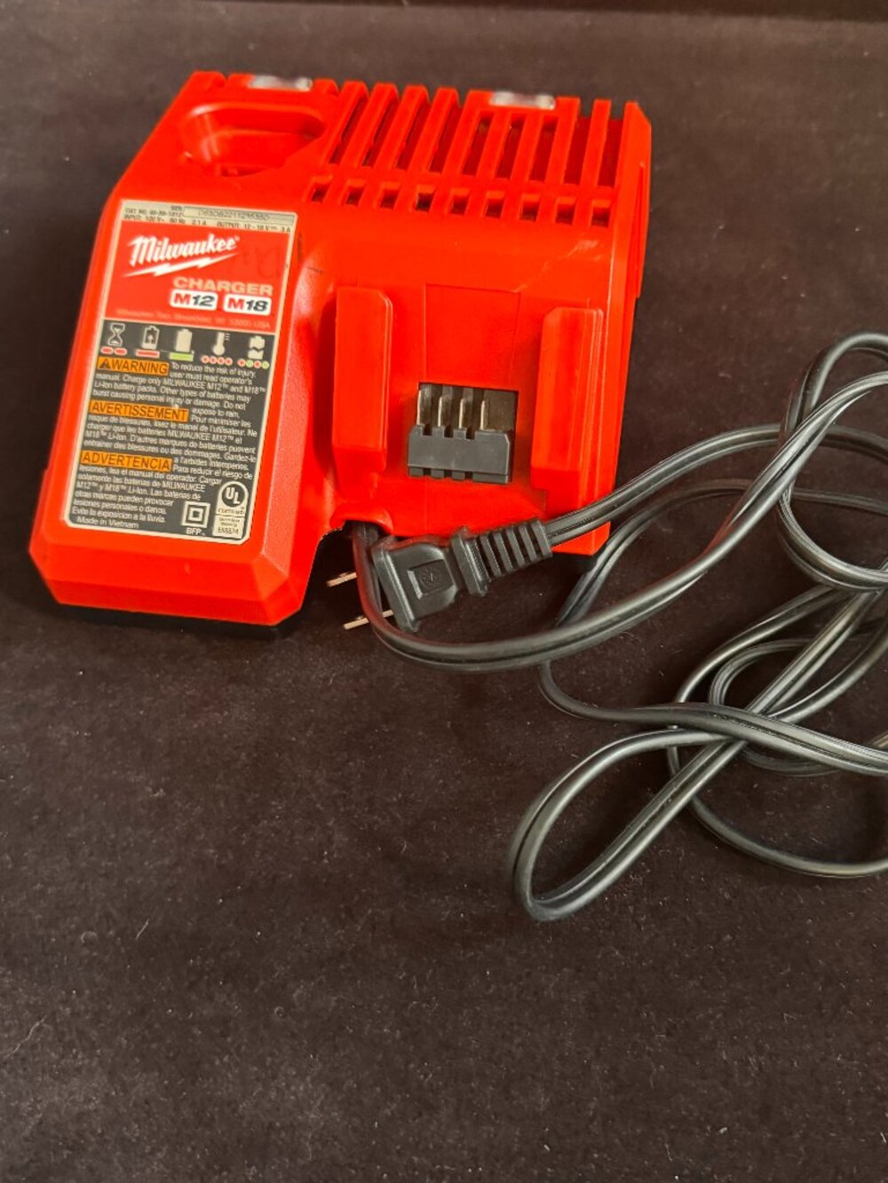Milwaukee M12 and M18 Multi-Voltage Lithium-Ion Battery Charger